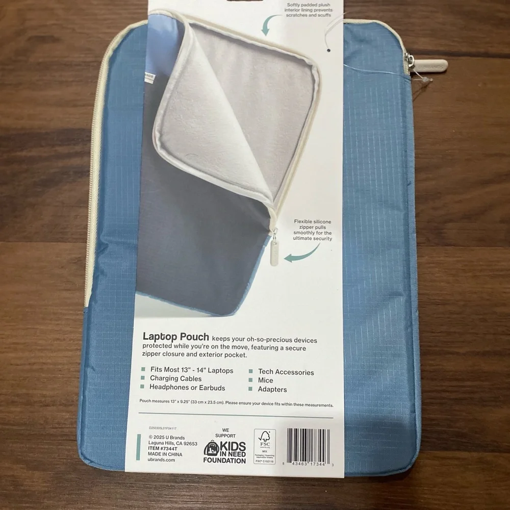 Elegant Blue Laptop Sleeve for 13-14